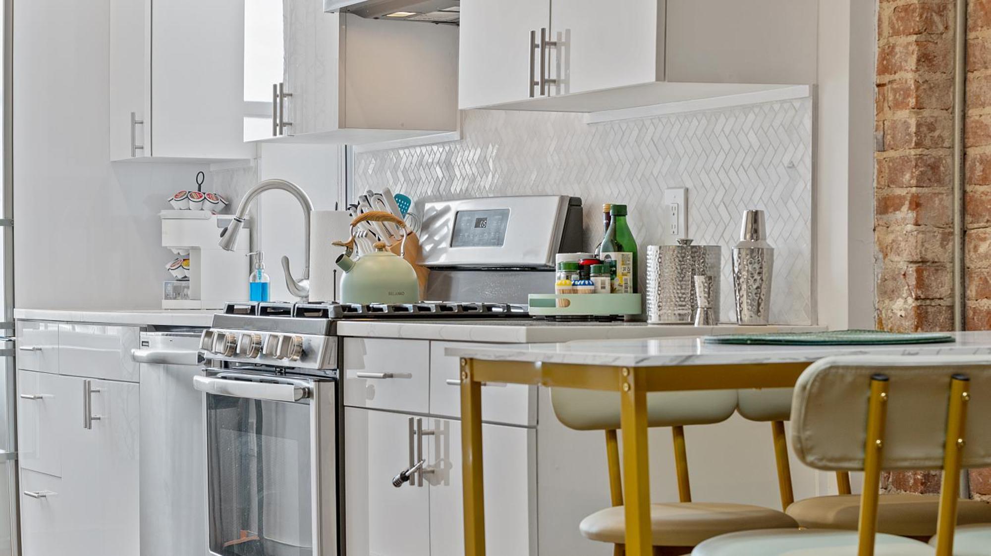 הובוקן Chic Penthouse 15 Minutes From Nyc - Bus Stop At Doorstep מראה חיצוני תמונה