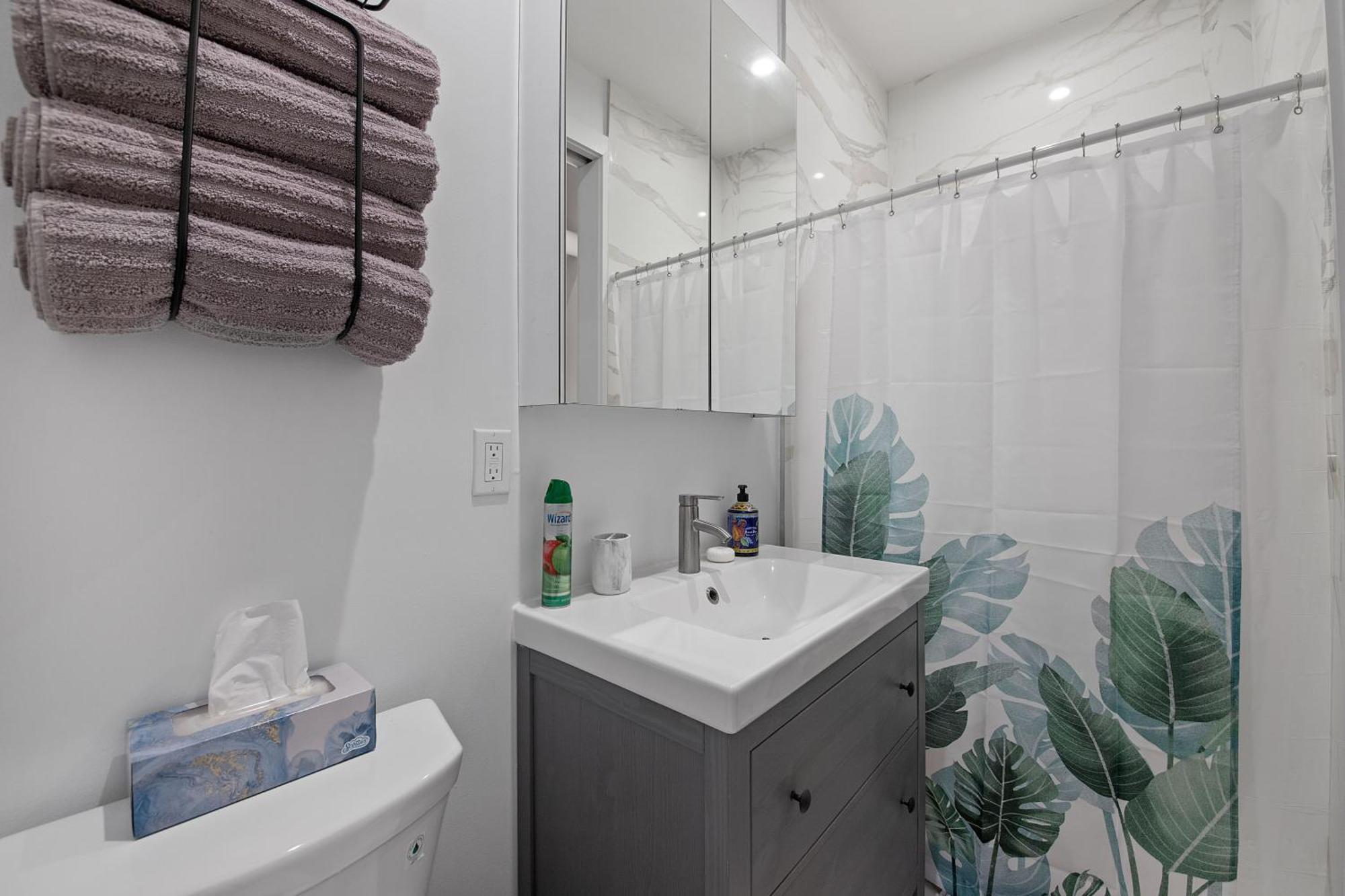 הובוקן Chic Penthouse 15 Minutes From Nyc - Bus Stop At Doorstep מראה חיצוני תמונה